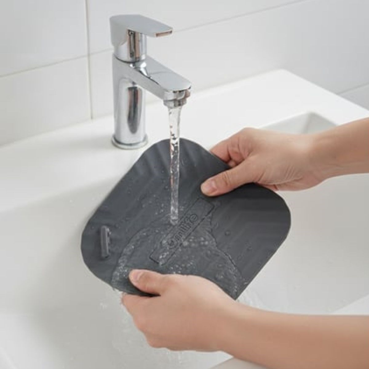 Gri Kare Evye Gider Koku Önleyici Silikon Mat – Lavabo Süzgeç ve Haşere Engelleyici