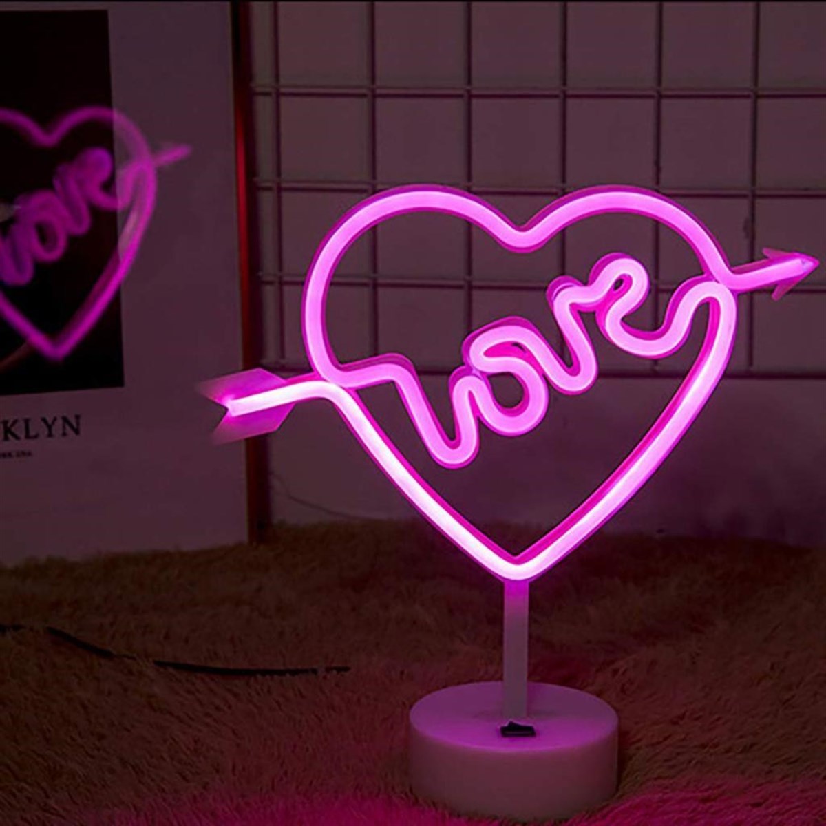 Kalpli Love Yazılı Dekoratif Neon Pilli Led Masa ve Gece Lambası
