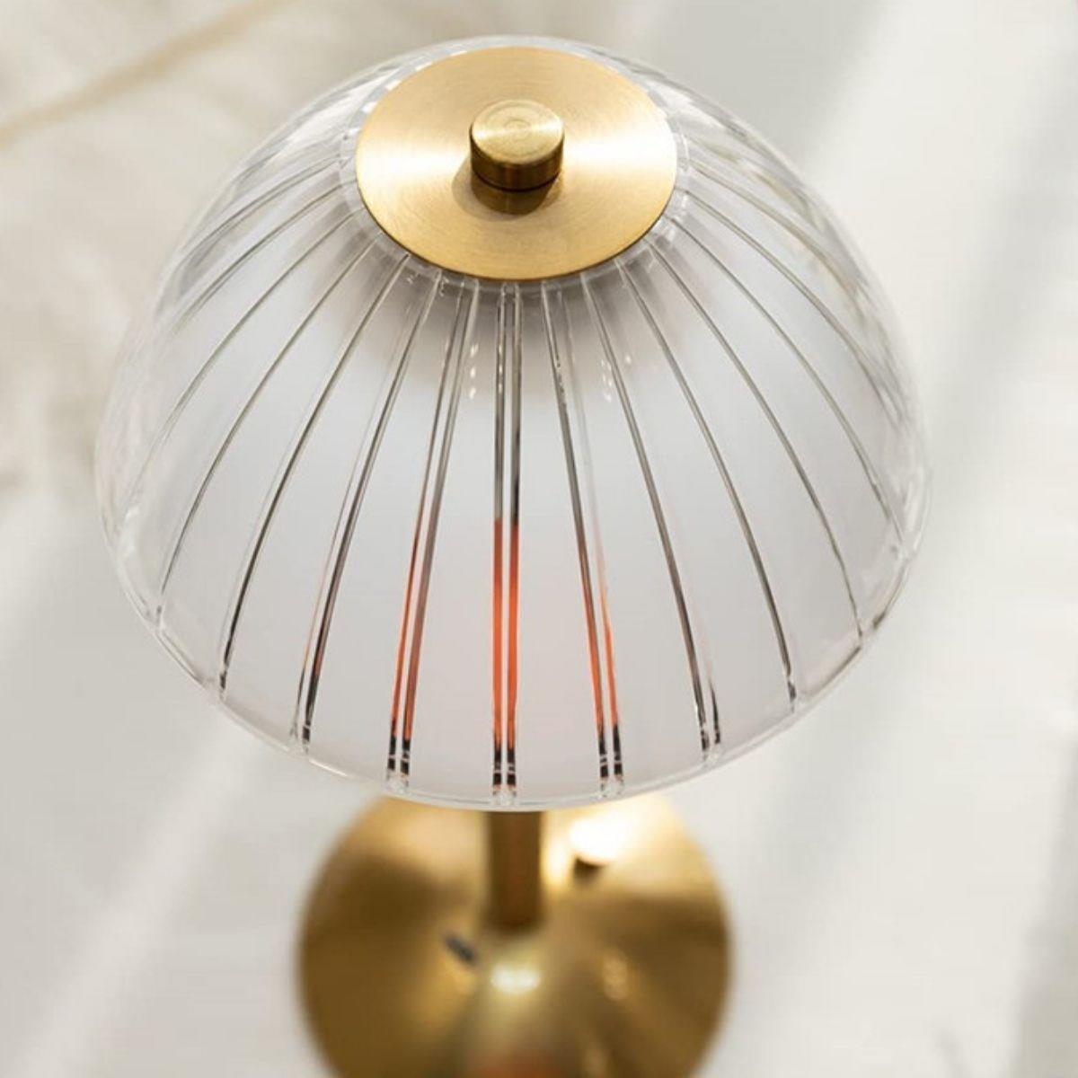 Masa Üstü Taşınabilir USB Şarjlı Dokunmatik Eskitme Huni Model Led Kristal Abajur W-029