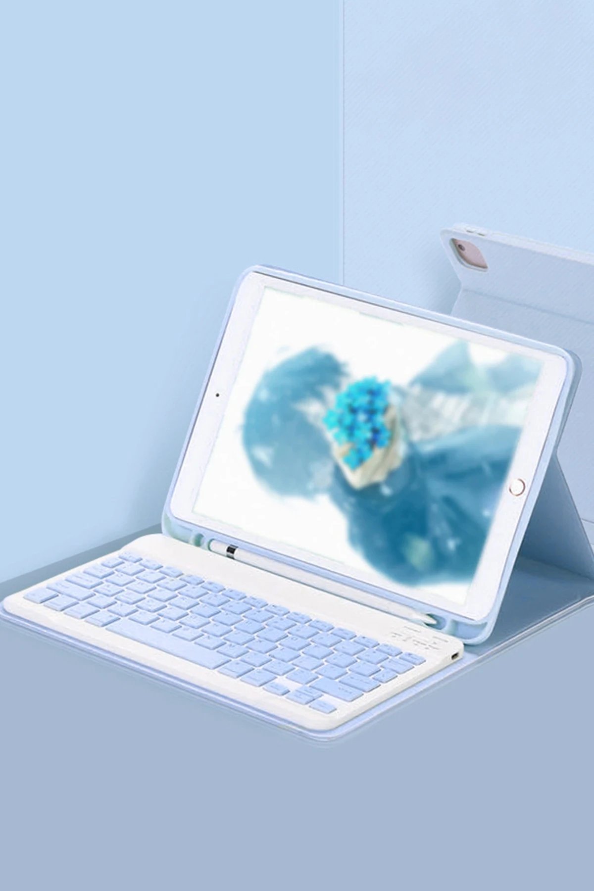 Newface iPad Pro 11 (2024) Kılıf KC01 Smart Klavyeli Tablet Kılıfı - Açık Mavi