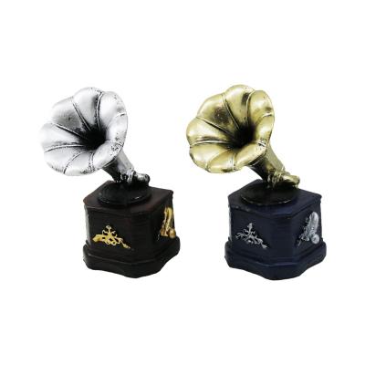 GRAMAFON VİNTAGE DEKORATİF BİBLO - RENKLİ 13.5X6CM REÇİNE