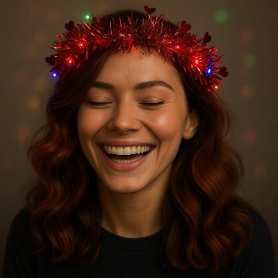 Kalp Püsküllü Gece Parıltısı 3 Modlu LED'li Işıklı Taç Kırmızı Renk