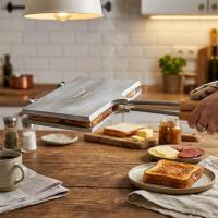 NUR IŞIKLAR İÇİ TEFLON EL TOST MAKİNESİ