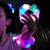 Pembe Renk Led Işıklı Lastikli Saç Tokası - 3 Modlu Festival - Parti Saç Tokası