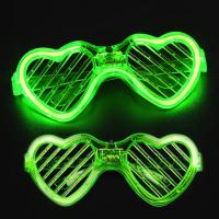 Yeşil LED Işıklı Kalp Gözlük – 3 Modlu Parti - Glow Gözlüğü