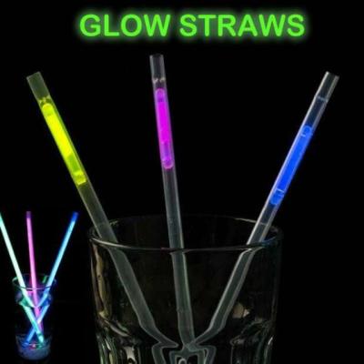 Karanlıkta Parlayan Glow Fosforlu Pipet 3 Renk 3 Adet