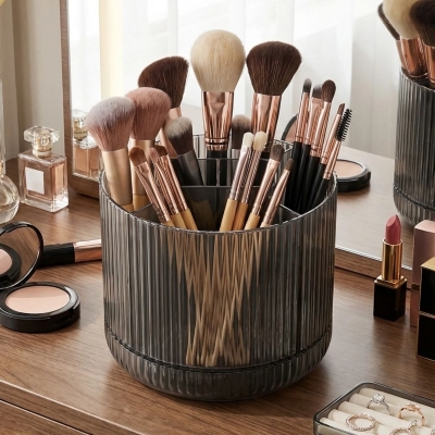 360° Dönebilen Plastik Organizer – Çok Amaçlı Mutfak, Banyo ve Makyaj Malzemesi Düzenleyici, Döner Masaüstü Stand